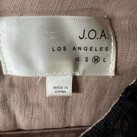 JOA Los Angeles Dress Womens Medium Lace Overlay Short Sleeve Wedding Guest Boho - Picture 9 of 11